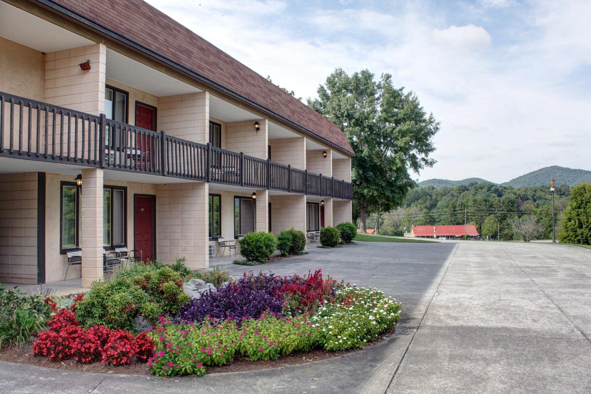 Highland Manor Inn Таунсенд Экстерьер фото